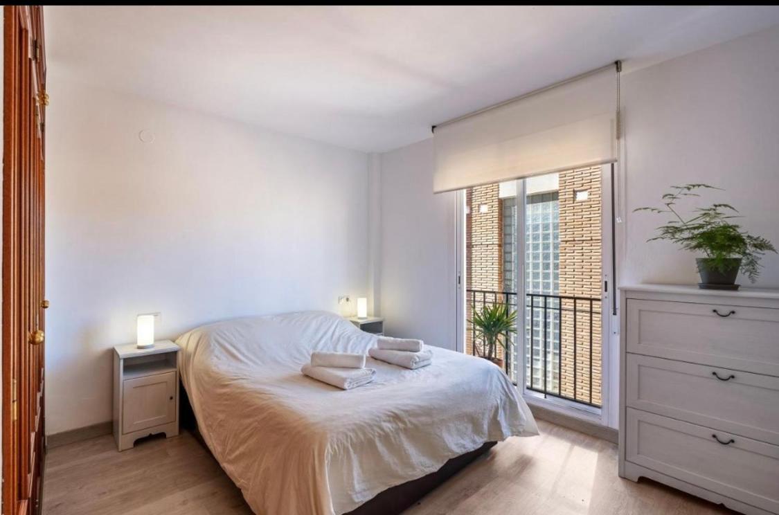 グラナダ Casa Con Piscina Comunitaria En Albayzin Altoヴィラ エクステリア 写真